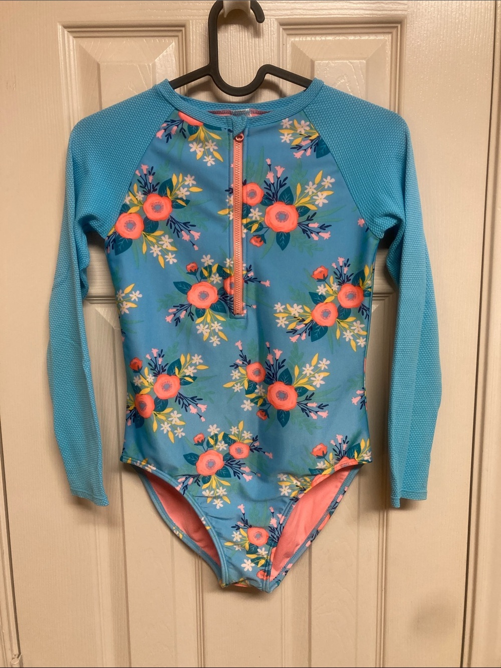 Cat & Jack Girls Blue Floral Rashguard Swimsuit Long-sleeve Bathing Suit Sz L